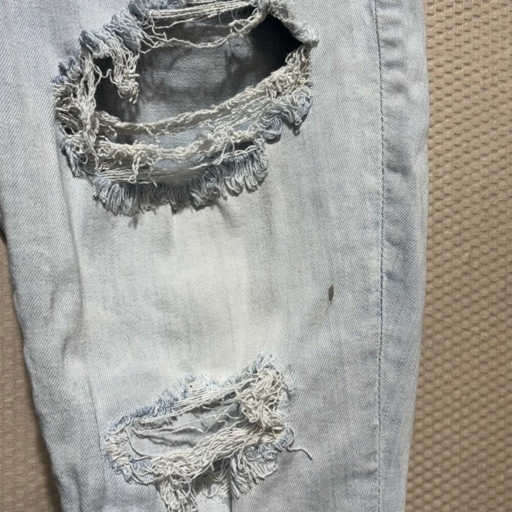American Eagle Outfitters Heavy Distressed Ripped Light Wash Jeans 14 X-Short - Picture 3 of 11